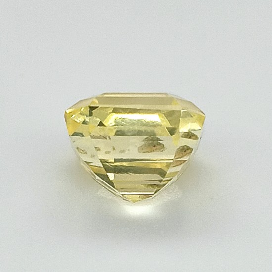 Yellow Sapphire (Pukhraj) 6.86 Ct Certified Yellow Sapphire (Pukhraj) 6.86 Ct Certified